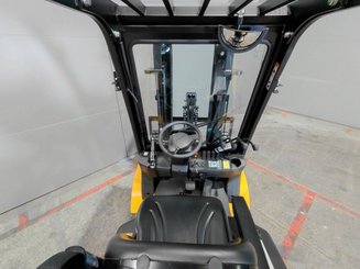 Four wheel front forklift Hangcha XE25i ( CPD25-XEY2HA-SI )