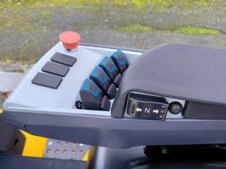 Four wheel front forklift Hangcha XE18i (CPD18-XEY2HA-SI)  - 4