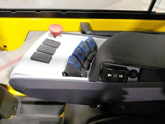 Four wheel front forklift Hangcha XE25Hi ( CPD25-XEY2H2-SI )