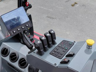 Four wheel front forklift Kalmar DCG160-12T