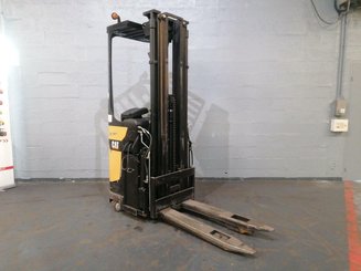 Stand-on pallet stacker Caterpillar NSR16N