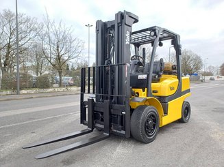 Four wheel front forklift Yale GLP40 VX - 1