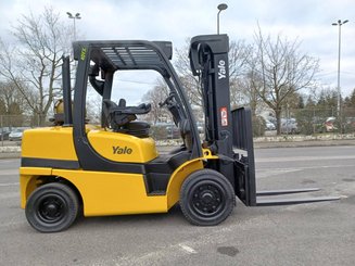 Four wheel front forklift Yale GLP40 VX - 2