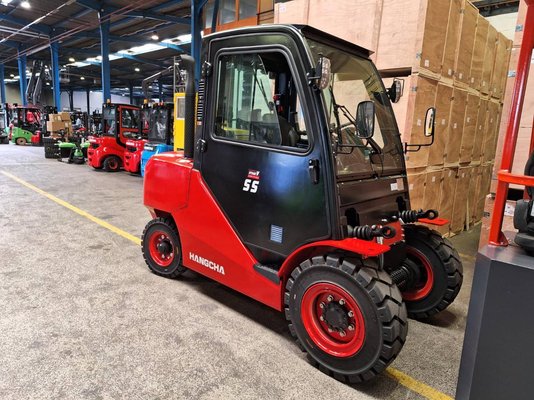 Four wheel front forklift Hangcha XF55D - 1