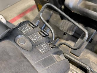 Three wheel front forklift Caterpillar EP18NT