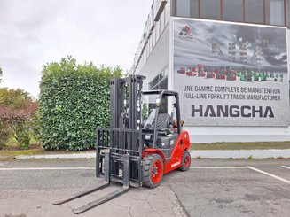 Four wheel front forklift Hangcha XF30G
