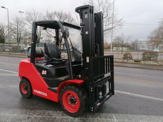 Four wheel front forklift Hangcha XF30G - 1