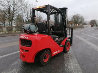 Four wheel front forklift Hangcha XF30G - 2