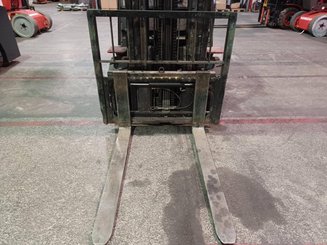 Four wheel front forklift Hangcha XF35G - 2