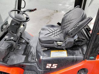 Four wheel front forklift Hangcha XF25G - 8