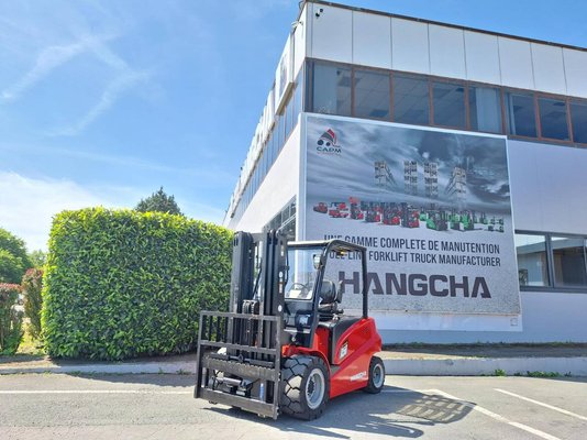 Four wheel front forklift Hangcha A4W50-E - 1