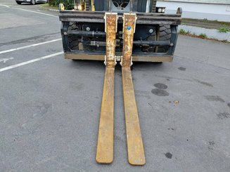Four wheel front forklift Yale GDP160EC12
