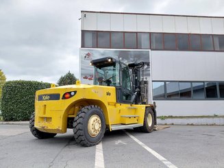 Four wheel front forklift Yale GDP160EC12