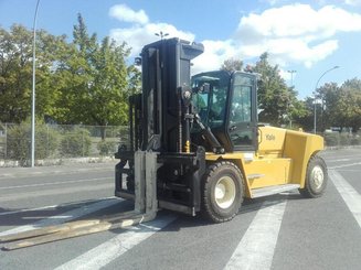 Four wheel front forklift Yale GDP160EC12 - 1