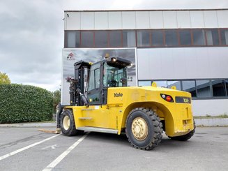 Four wheel front forklift Yale GDP160EC12