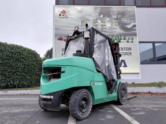 Four wheel front forklift Mitsubishi FD50N