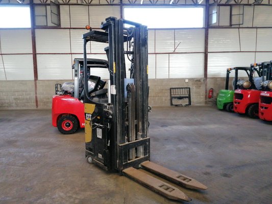 Stand-on pallet stacker Caterpillar NSR20N - 1