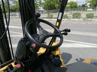 Four wheel front forklift Caterpillar GC45K - 6