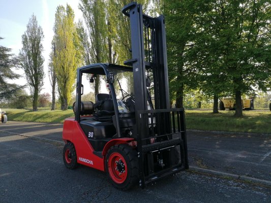 Four wheel front forklift Hangcha XF30G - 1
