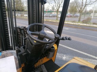 Four wheel front forklift Caterpillar EC55N - 5