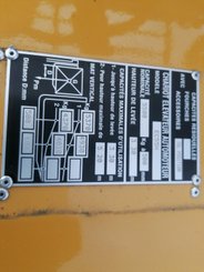 Four wheel front forklift Caterpillar EC55N - 11