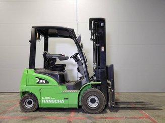 Four wheel front forklift Hangcha XC25i