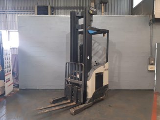 Reach truck Crown RR5725-1.6 - 8