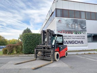 Four wheel front forklift Hangcha J4W100