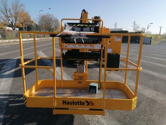 Articulated boom lift platform Haulotte HA16RTJ PRO