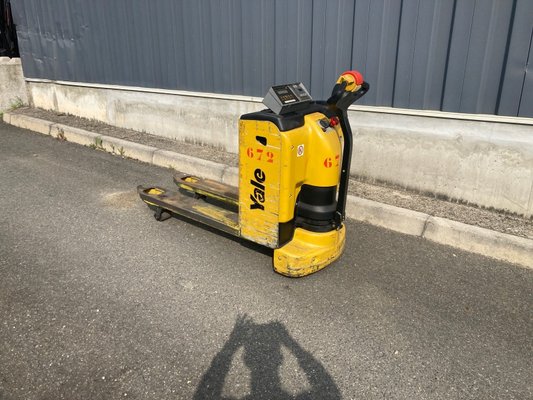 Weigh-scale hand pallet truck Yale MP 20L ac avec Pesage  - 1