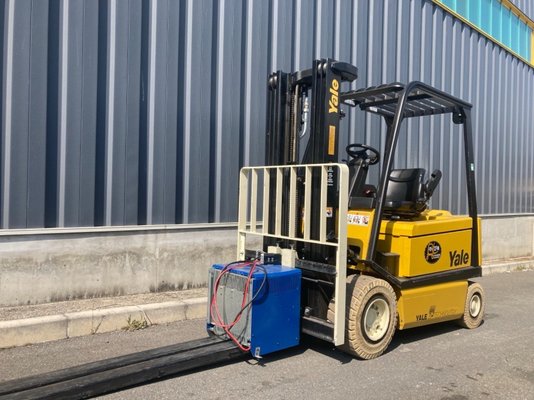 Electric forklift truck Yale ERP30 ALF - 1