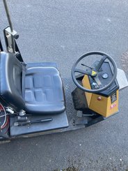 Tow tractor Spijkstaal 210