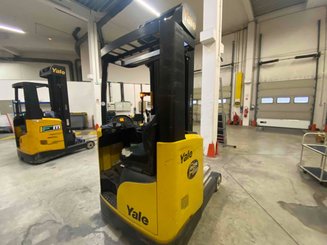 Reach truck Yale MR14