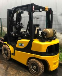 Four wheel front forklift Yale GLP25VX