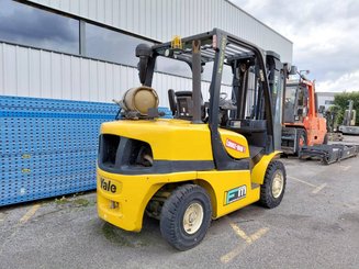 Four wheel front forklift Yale GLP40VX5 - 1