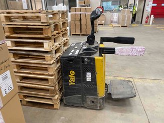 Electric pallet truck Yale MP20X