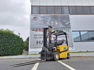 Electric forklift truck Yale ERP25VL - 1