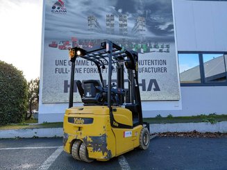 Electric forklift truck Yale ERP16VT