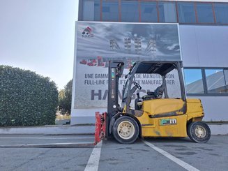 Electric forklift truck Yale ERP50VM