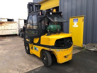 Four wheel front forklift Yale GLP40VX6