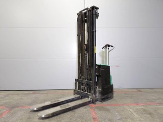 Pallet stacker Mitsubishi SBP12N2