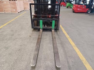 Four wheel front forklift Hangcha A4W25 - 4