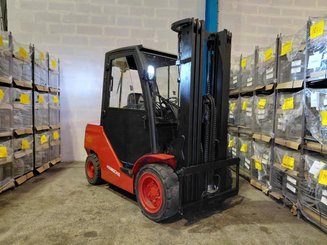 Four wheel front forklift Hangcha XF35D - 1