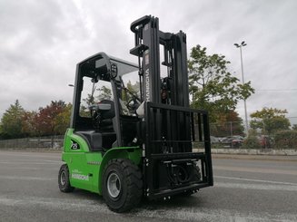 Four wheel front forklift Hangcha XC25 - 1