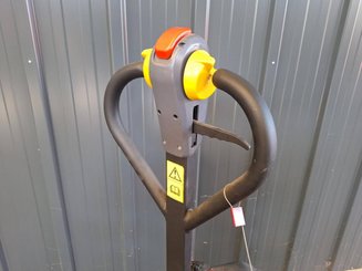 Pedestrian pallet truck Hangcha CBD12 PLUS Lithium