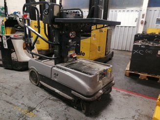Vertical lift platform JLG 10MSP - 1