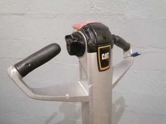 Pedestrian pallet truck Caterpillar NPP20M - 7