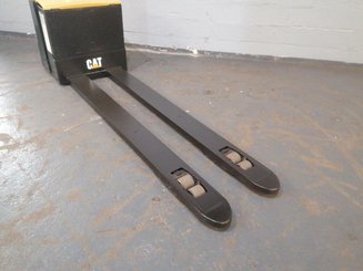 Pedestrian pallet truck Caterpillar NPP20M - 9