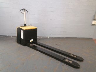 Pedestrian pallet truck Caterpillar NPP20M - 6