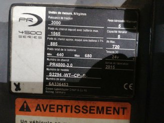 Stand-on pallet truck Crown PR4500 - 12